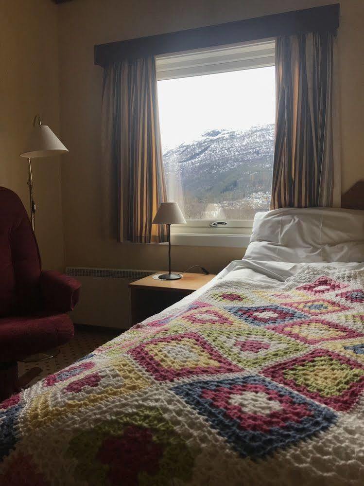 Eikum Hotel Hafslo Экстерьер фото